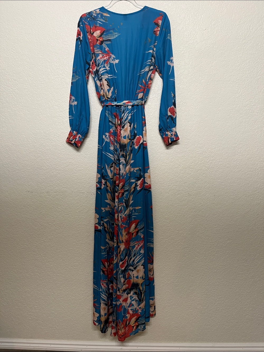 Tropical Floral Women’s Size Large Deep V Maxi Dress - Picture 8 of 10